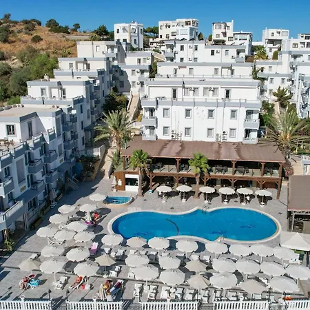 Smart Holiday Hotel & Suite Bodrum 호텔 바이즈