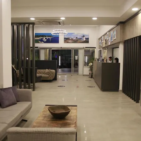 Smart Holiday Hotel & Suite Bodrum 4*