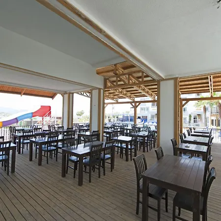 Smart Holiday Hotel & Suite Bodrum 4*