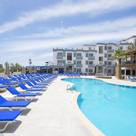 호텔 Smart Holiday Hotel & Suite Bodrum 바이즈
