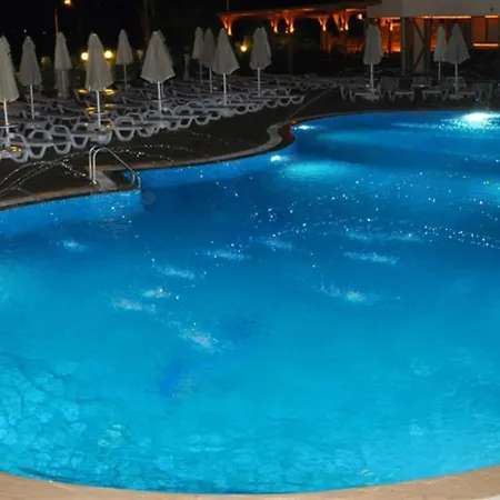 Smart Holiday Hotel & Suite Bodrum 4*