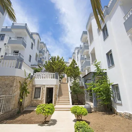 スマート ホリデイ ボドルム ホテル ビテツ