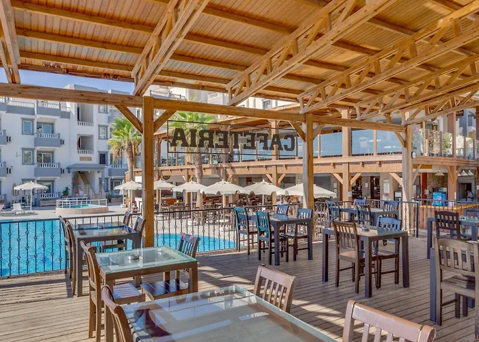 Smart Bodrum 4*